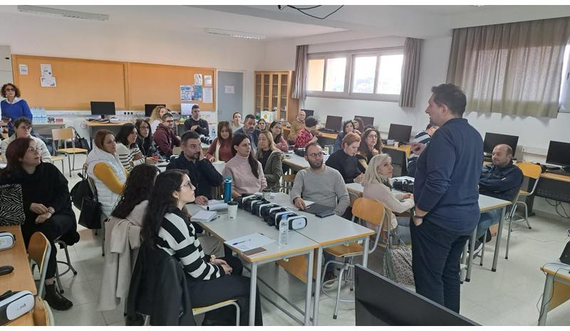 Επιμορφωτικό σεμινάριο Βιολογίας για αξιοποίηση τεχνολογιών Εκτεταμένης Πραγματικότητας AR και VR