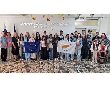 Κινητικότητα Erasmus+ του Γυμνασίου–Λυκείου «Ειρήνης και Ελευθερίας» Δερύνειας–Σωτήρας στη Σλοβακία