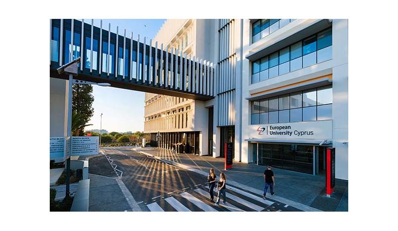 Εκδήλωση για την Στοματική Υγεία από το Ευρωπαϊκό Πανεπιστήμιο Κύπρου Εκδήλωση για την Στοματική Υγεία από το Ευρωπαϊκό Πανεπιστήμιο Κύπρου