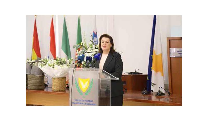 Η Μιχαηλίδου ανακοίνωσε στην ΠΟΕΔ την πρόθεσή της για τροποποιήσεις στο ν/σ για την Αξιολόγηση