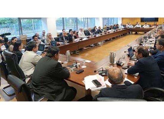 Αλλάζει κατά 60% η σύνθεση της Επιτροπής Παιδείας της Βουλής