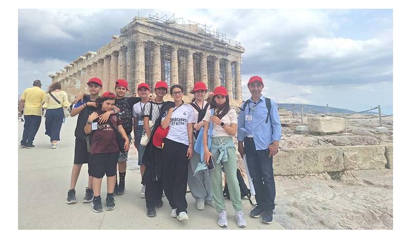 8+3 κόκκινα καπέλα στην Αθήνα Κινητικότητα Δημοτικού Μεσόγης σε Erasmus+ στην Αθήνα.