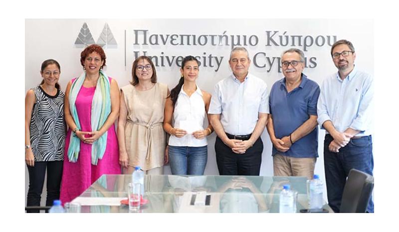 Στην αριστούχα απόφοιτη του Π.Κ. Παντέλια Θεμιστοκλέους το Βραβείο Έλλης και Παν. Μαλλή Στην αριστούχα απόφοιτη του Π.Κ. Παντέλια Θεμιστοκλέους το Βραβείο Έλλης και Παν. Μαλλή