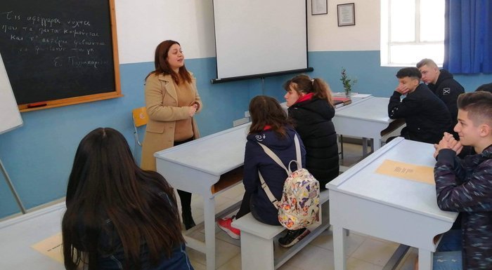 Aδελφοποίηση του Λυκείου Α' Εθνάρχη Μακαρίου Γ' Πάφου με το Ε' Γυμνάσιο Πτολεμαΐδας