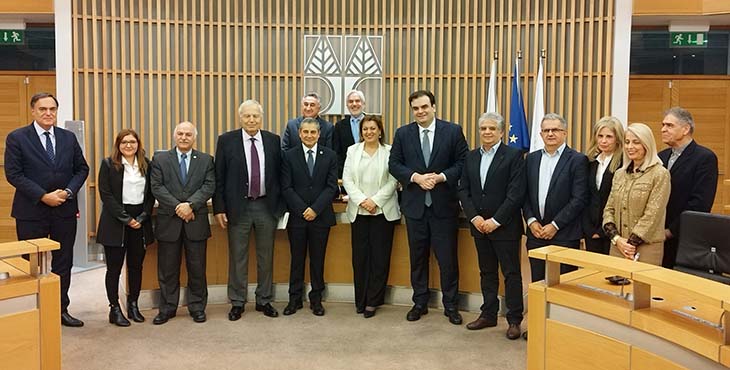 Ο Πιερρακάκης αντάλλαξε απόψεις και ιδέες με τους Πρυτάνεις των Κυπριακών Πανεπιστημίων