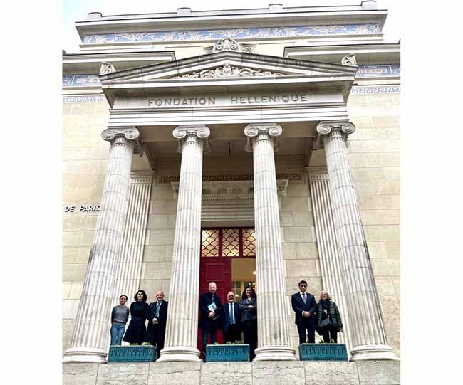 Επίσκεψη του Υπουργού Παιδείας στο Ελληνικό Ίδρυμα στο Παρίσι