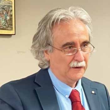 Επισκέπτης Καθηγητής ο Κώστας Γουλιάμος στην Wuhan