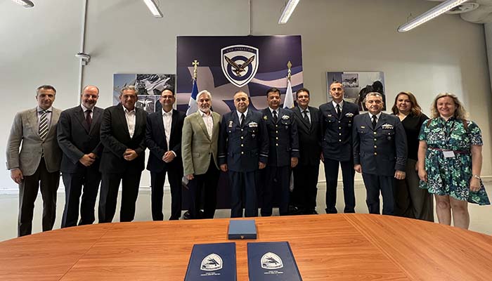Νέο κοινό Μεταπτυχιακό Πρόγραμμα «Security And Defence» από το ΑΠΚΥ και τη Σχολή Ικάρων Νέο κοινό Μεταπτυχιακό Πρόγραμμα «Security And Defence» από το ΑΠΚΥ και τη Σχολή Ικάρων