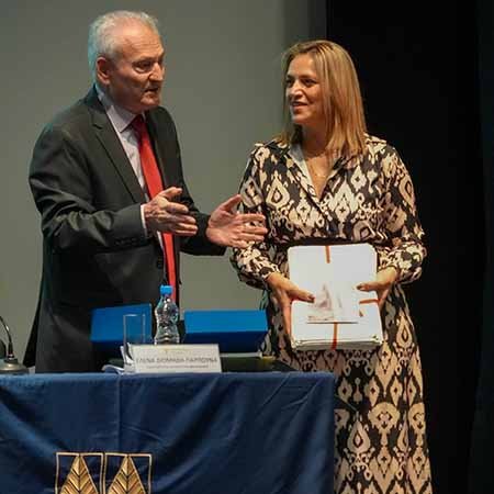 To χειρόγραφο του μυθιστορήματος «Κόκκινο στην Πράσινη Γραμμή» δωρεά προς τη Βιβλιοθήκη του Παν. Κύπρου