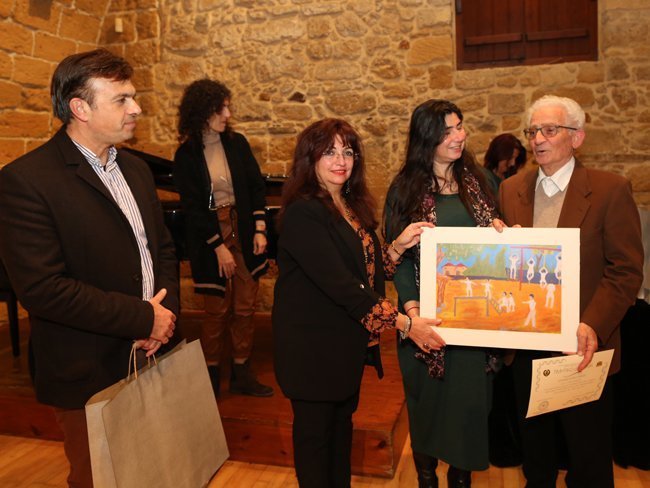 Πραγματοποιήθηκε έκθεση  Δημοτικής Εκπαίδευσης «Από το Χθες στο Σήμερα»