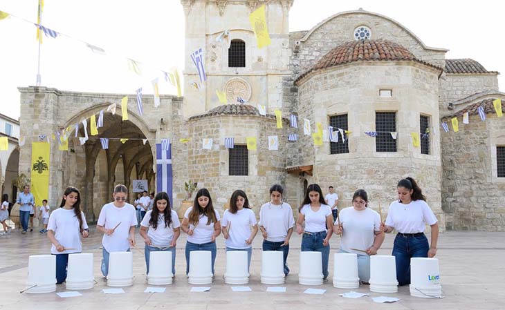 «Βήματα Ειρήνης» από το Λύκειο Αγίου Γεωργίου Λάρνακας – Μουσικό Σχολείο «Μίκης Θεοδωράκης» «Βήματα Ειρήνης» από το Λύκειο Αγίου Γεωργίου Λάρνακας – Μουσικό Σχολείο «Μίκης Θεοδωράκης»