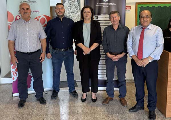 Δωρεά κλιματιστικών στη Β Τεχνική Σχολή Λευκωσίας από την Kameris Group