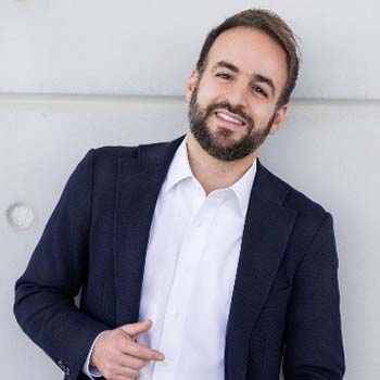 Απόφοιτος του Ευρωπαϊκού Πανεπιστημίου ο νέος πρόεδρος της Ένωσης Ασκούμενων Δικηγόρων Αθηνών