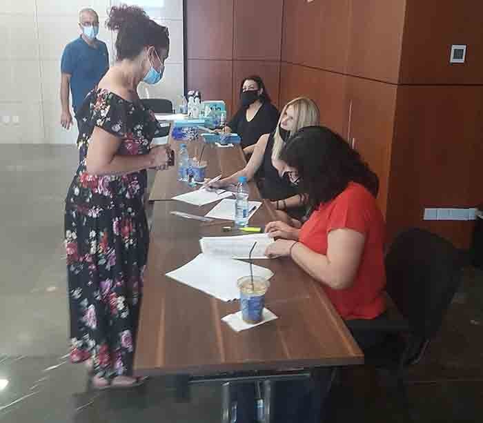 ΠΟΕΔ: Η Μόρφου κράτησε την προεδρία στην ΠΑΔΕΔ. Νίκη θρίλερ με 11 ψήφους
