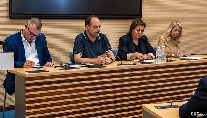 Στον Β’ Πόλο Ανάπτυξης του ΤΕΠΑΚ ξεναγήθηκε η Υπουργός Παιδείας Στον Β’ Πόλο Ανάπτυξης του ΤΕΠΑΚ ξεναγήθηκε η Υπουργός Παιδείας