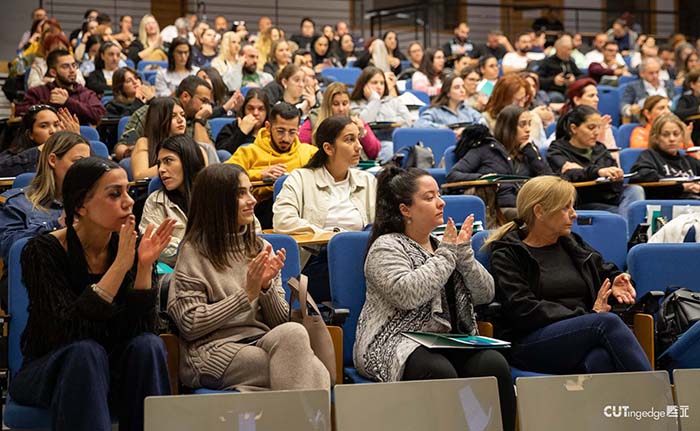 ΤΕΠΑΚ: 1η Επιστημονική Ημερίδα Νοσηλευτικής Ψυχικής Υγείας Παιδιών και Εφήβων ΤΕΠΑΚ: 1η Επιστημονική Ημερίδα Νοσηλευτικής Ψυχικής Υγείας Παιδιών και Εφήβων