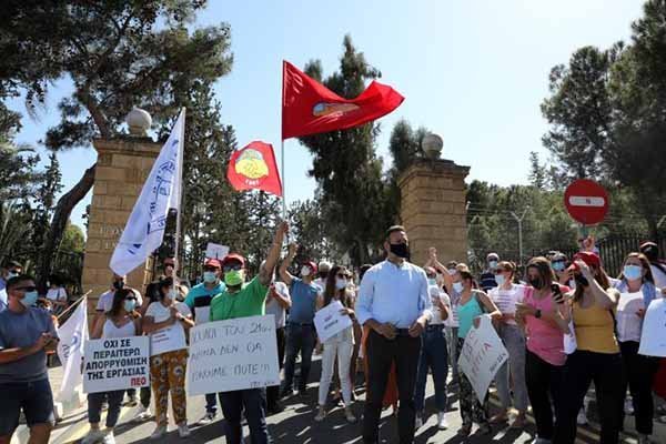 Στην 3η εβδομάδα η επ’ αόριστον απεργία των εκπαιδευτικών των ΑΒΠ