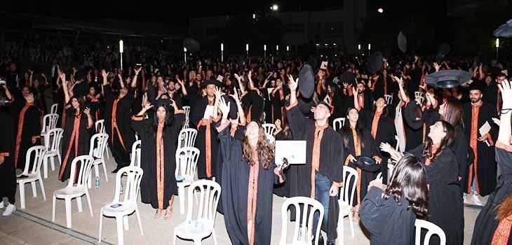 Βραδιά δασκάλων, κοινωνιολόγων, πολιτικών επιστημών, νομικών και ψυχολόγων