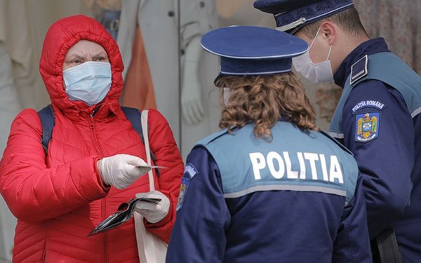 Ρουμανία: Δεν θα ανοίξουν τα σχολεία φέτος, ανακοίνωσε ο Πρόεδρος Κλάους Γιοχάνις