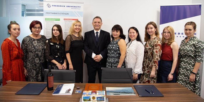 Επιμόρφωση εκπαιδευτικών της διασποράς από το Πανεπιστήμιο Frederick