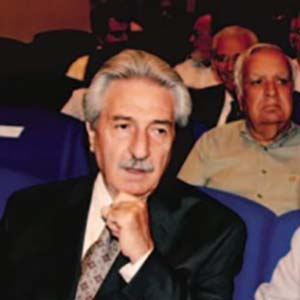 To Τμ. Κλασσικών Σπουδών και Φιλοσοφίας του ΠΚ εκφράζει θλίψη για τον θάνατο του Γρηγόρη Σηφάκη
