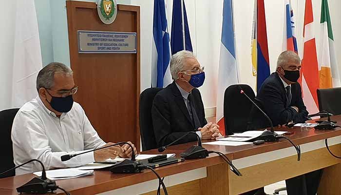 Με τη δημιουργία 6.600 αιθουσών διδασκαλίας, μετάβαση στο «Ψηφιακό Σχολείο»