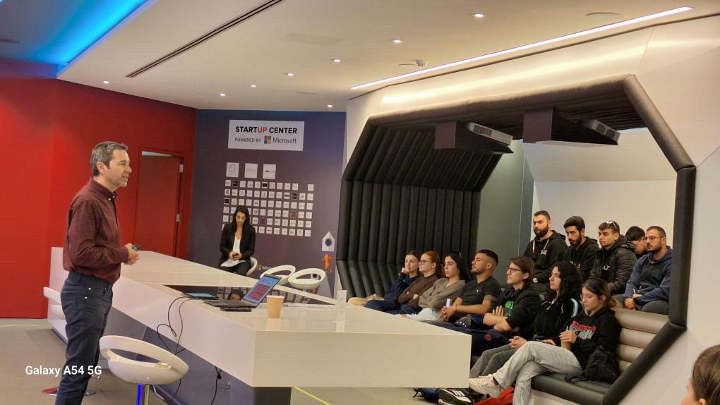 Ευρωπαϊκό Πανεπιστήμιο Κύπρου: Σεμινάριο Youth Empowered 2.0 Coca-Cola HBC Cyprus Ευρωπαϊκό Πανεπιστήμιο Κύπρου: Σεμινάριο Youth Empowered 2.0 Coca-Cola HBC Cyprus