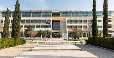 Η ιστορικός Σώτη Τριανταφύλλου, ομιλήτρια στη Γιορτή των Γραμμάτων στο Παν. Κύπρου Η ιστορικός Σώτη Τριανταφύλλου, ομιλήτρια στη Γιορτή των Γραμμάτων στο Παν. Κύπρου
