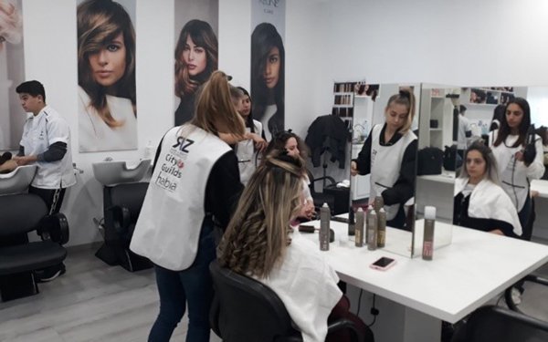 To Global College συμμετέχει στην εκστρατεία συγκέντρωσης χρημάτων για τη θεραπεία 19χρονου