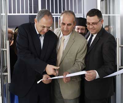 Παραδόθηκε στην πολιτεία, το σύγχρονο Λύκειο Ακρόπολης. Ο Καδής τέλεσε τα εγκαίνια