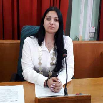 Η μαθήτρια Β΄ Τεχνικής Λεμεσού Θέα Παναγή νέα Δήμαρχος των Μαθητικών Δημοτικών Συμβουλίων