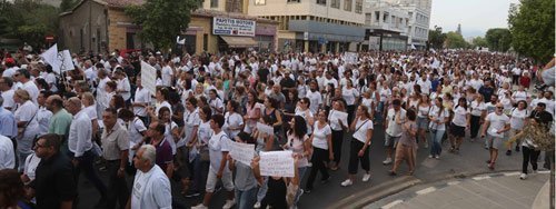 Το σύνθημα για αγώνα διαρκείας κυριάρχησε στην πορεία των εκπαιδευτικών