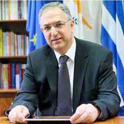 Καδής προς ΠΟΦΕΝ: Υπάρχει πρόθεση για αναδιαμόρφωση των περιουσιακών κριτηρίων για φοιτητική χορηγία
