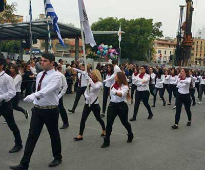 Το KES College συμμετείχε στην παρέλαση για την εθνική επέτειο της 25ης Μαρτίου