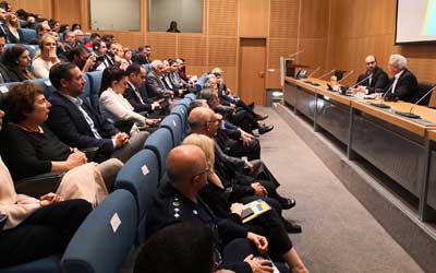 Ο Δημήτρης Αβραμόπουλος μίλησε σε φοιτητές στο Παν. Κύπρου για Μετανάστευση και Ασφάλεια