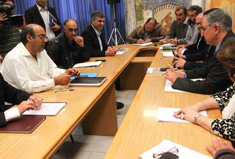 Σήμερα δίνεται η πρόταση για τους αντικαταστάτες στην ΠΟΕΔ, ΟΕΛΜΕΚ, ΟΛΤΕΚ. Οι πρώτες εκτιμήσεις