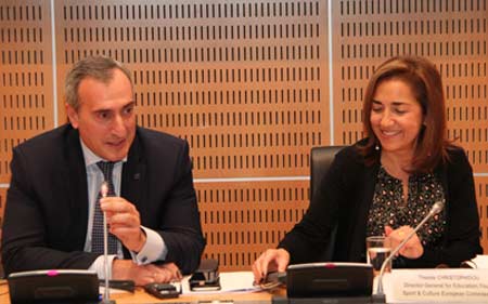 Γιατί είναι σημαντικές οι επερχόμενες ευρωεκλογές. Ανοικτό διάλογος με τους πολίτες στο Παν. Κύπρου