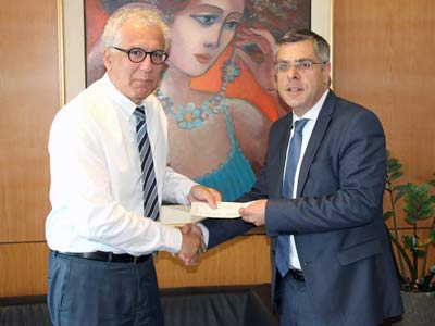 Παράδοση επιταγής €9.000 από το Πανεπιστήμιο Κύπρου για τον Ραδιομαθώνιο