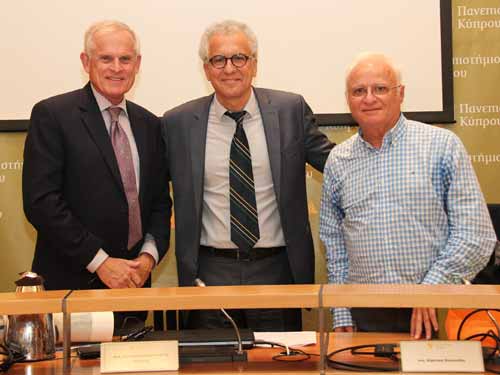 Δωρεά προσωπικού αρχείου του Στέλιου Κυραικίδη στη Βιβλιοθήκη του Πανεπιστημίου Κύπρου