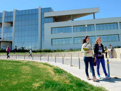Στην τελική ευθεία για την περαιτέρω στελέχωση της Ιατρικής Σχολής του Πανεπιστημίου Κύπρου