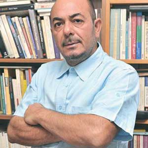 Παρουσιάστηκε το νέο βιβλίο του Νιαζί Κιζίλγιουρεκ: «H Ομοσπονδία στον κόσμο-Η Ομοσπονδιακή Κύπρος»