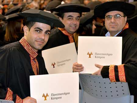 226 νέοι απόφοιτοι μεταπτυχιακού επιπέδου από το Πανεπιστήμιο Κύπρου