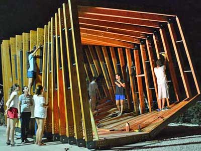 Εργαστήριο ξύλινης κατασκευής στο Δημοτικό Χατζ. Κορνέσιος από το Τμ. Αρχιτεκτονικής του Παν. Κύπρου