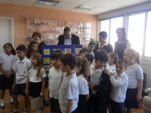 Επίσκεψη παιδιών Α΄ Δημοτικού Σχολείου Αγλαντζιάς στον υπουργό Παιδείας