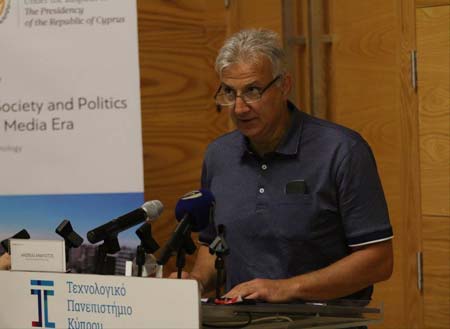 Επιτυχία σημείωσε το Συνέδριο Δημοσιογραφία Κοινωνία και Πολιτική στην εποχή των Ψηφιακών Μέσων
