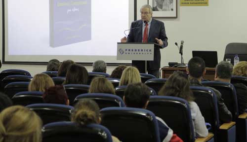 Συνάντηση Καθ. Γ. Μπαμπινιώτη με Εκπαιδευτικούς Δημοτικής, Μέσης και Τεχνικής στο Πανεπ. Frederick
