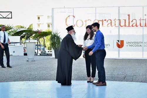 Η Ιατρική Σχολή του Πανεπιστημίου Λευκωσίας στηρίζει κλινική στο Μπουρούντι