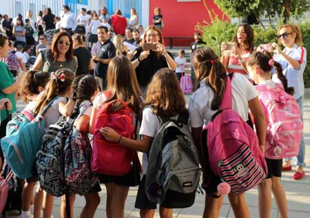 Υπουργός Παιδείας: Μέρα χαράς και γιορτής η σημερινή, με διάλογο θα βρεθεί λύση Image