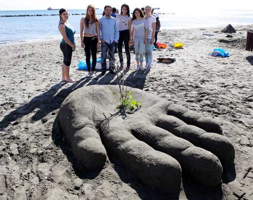 Επιτυχία σημείωσε η Καλλιτεχνική Δράση Γλυπτικής στην Άμμο