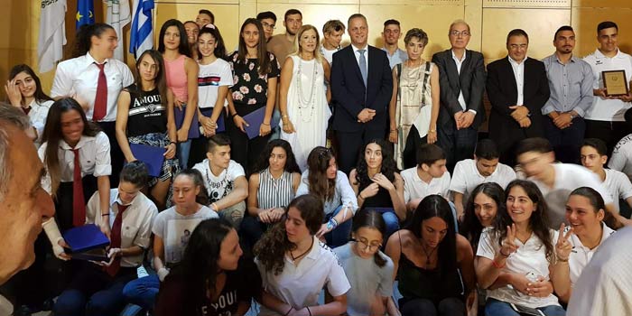 Βράβευση άριστων μαθητών-αθλητών που διακρίθηκαν στον σχολικό αθλητισμό το 2017-2018 Image